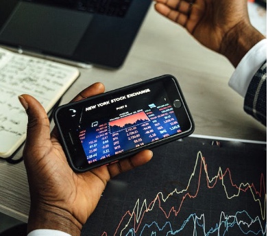 How Interest Rates Affect The Economy