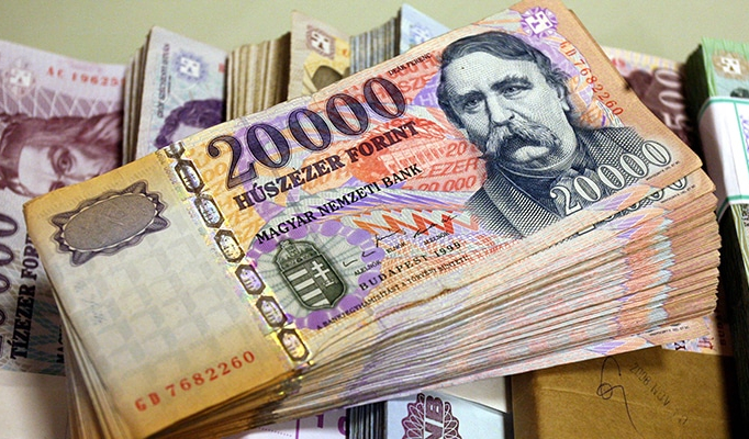 GBP HUF Trading FX Exchange Rates Of GBP Into HUF