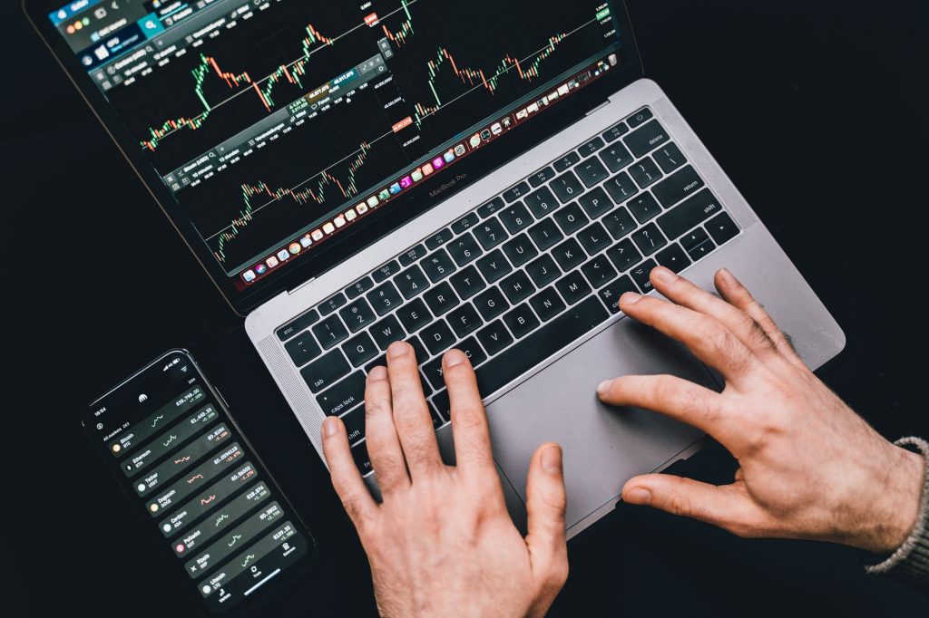 Crypto derivatives trading cardano vs solana