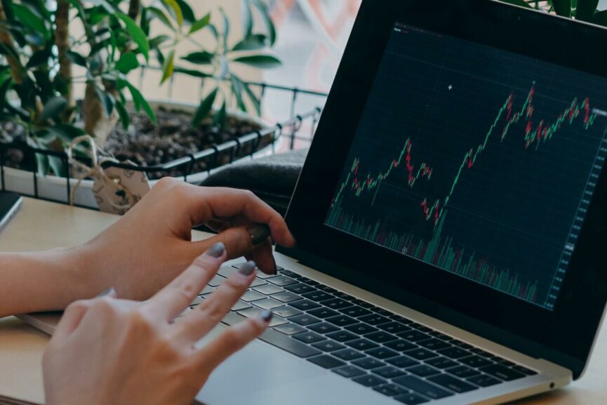 Wealthfront stock price valuation and qualified dividends